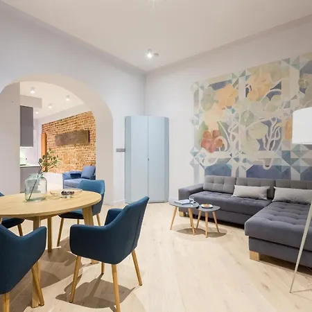 Cadena Gallery Wyspianski Apartamento